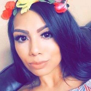 Meet your Posher, Alexandra